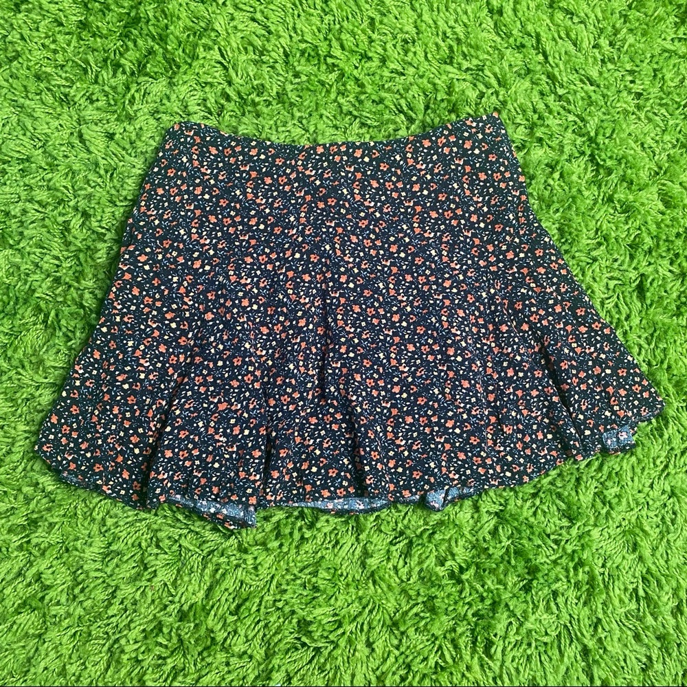 Dainty Floral MiniSkirt